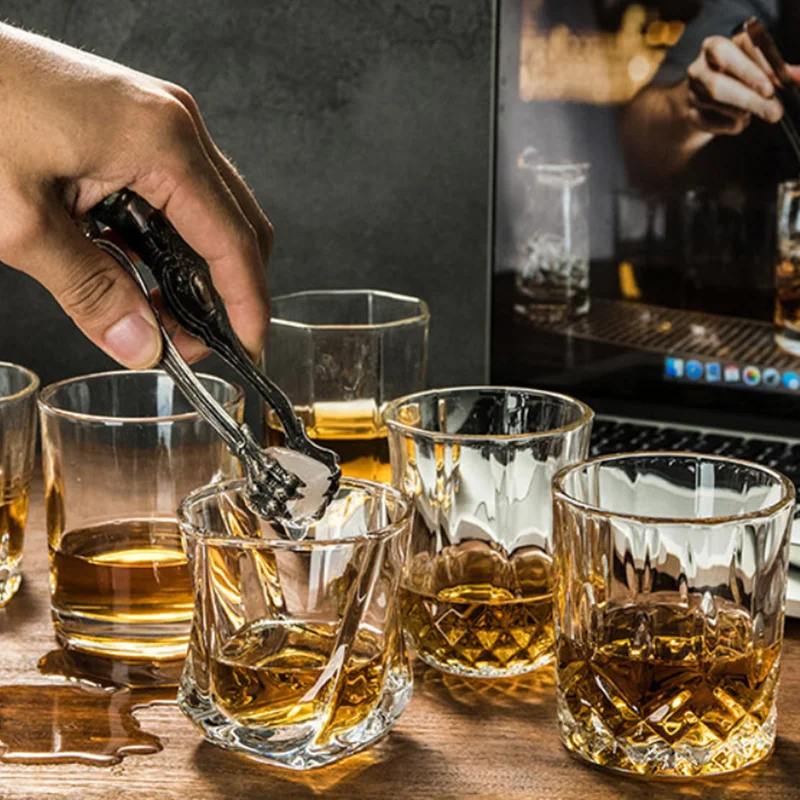 Wine Beer And Spirit - Przezroczysty ręcznie robiony kieliszek do wina