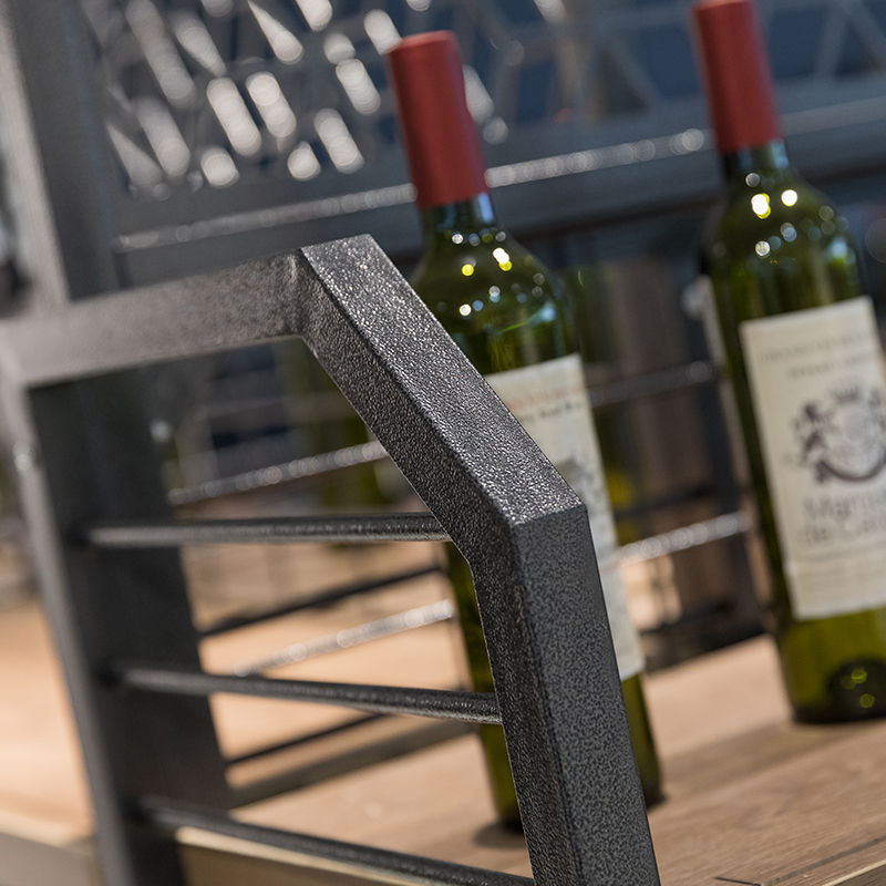 Stojak ekspozycyjny drewniany  – Wine Beer Supermarket recenzja i cena