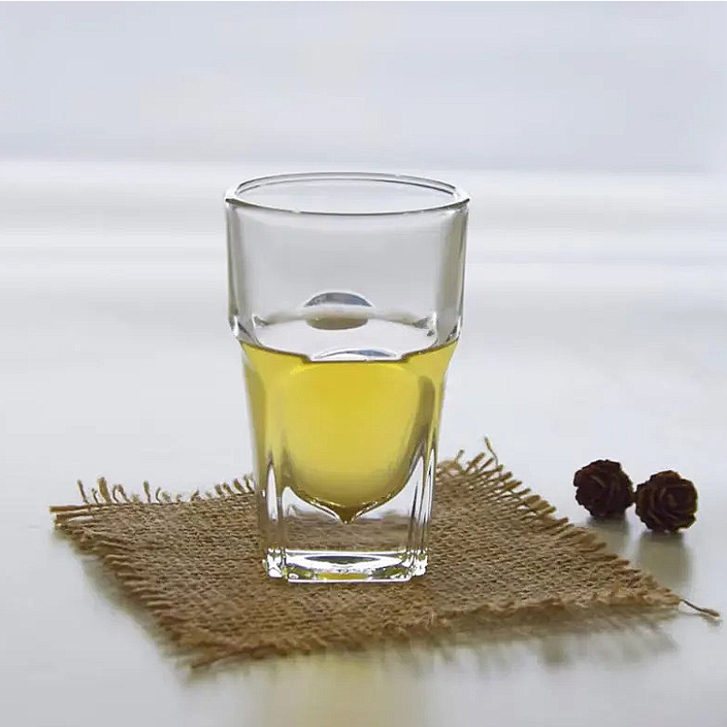 Kieliszek do shotów 120 ml, gr – Wine Beer And Spirit recenzja i cena