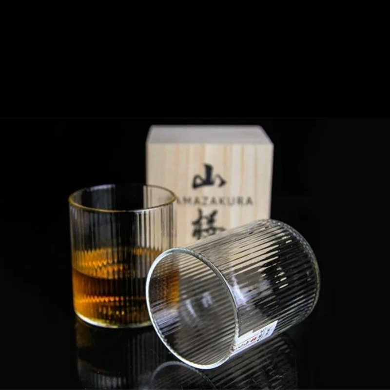 Kieliszek do wina bez nóżki w  – Wine Vodka Beer recenzja i cena